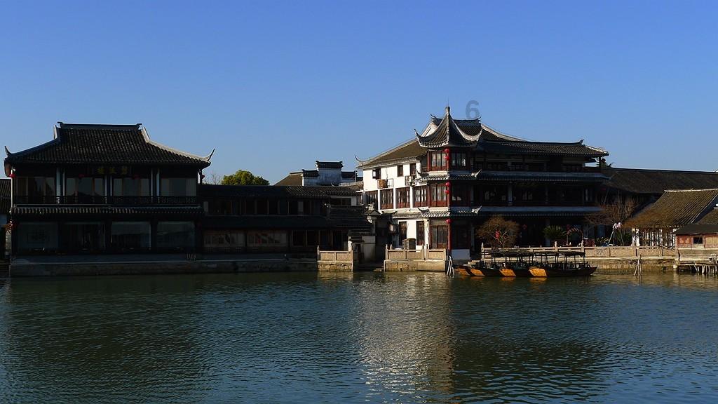“西海验房团”走进碧桂园珑悦兰庭小区